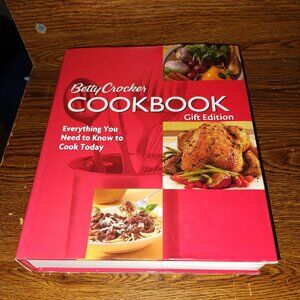 Betty Crocker Cookbook- Gift Edition (10th Edition)(2011, General Mills)